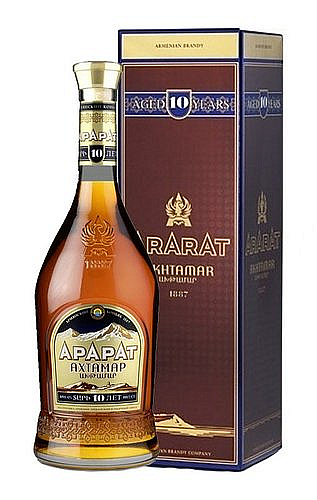 Brandy Ararat 10y v krabičce  40%0.70l